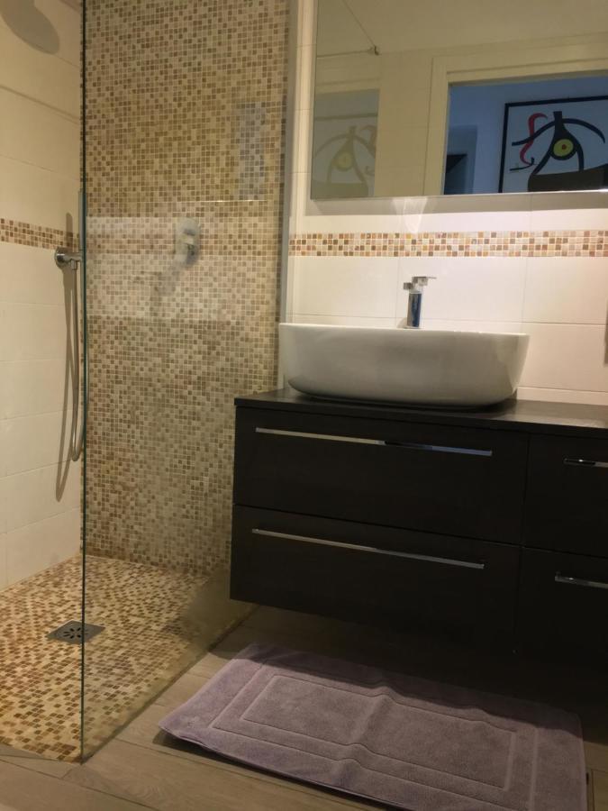 Casa Vittoria Apartment แดร์วิโอ ภายนอก รูปภาพ