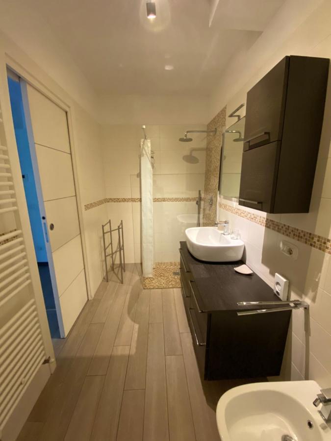 Casa Vittoria Apartment แดร์วิโอ ภายนอก รูปภาพ